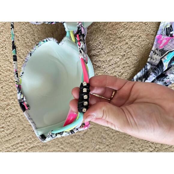 Vintage Y2K Victoria’s Secret Bikini Set – Size 34C & M - Picture 4 of 9